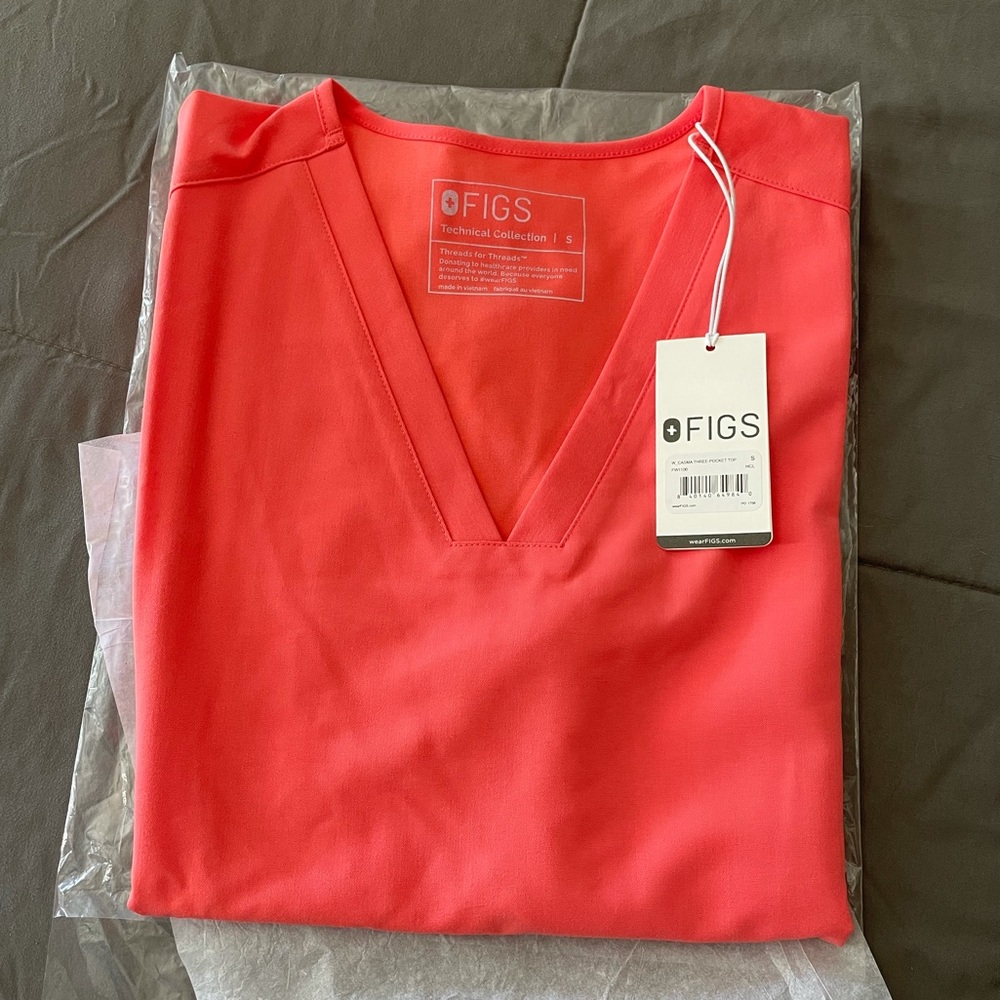 Figs, Hot Coral Casma Scrub Top, small